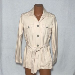 GAP jacket color Cream with 4 pockets Sz M